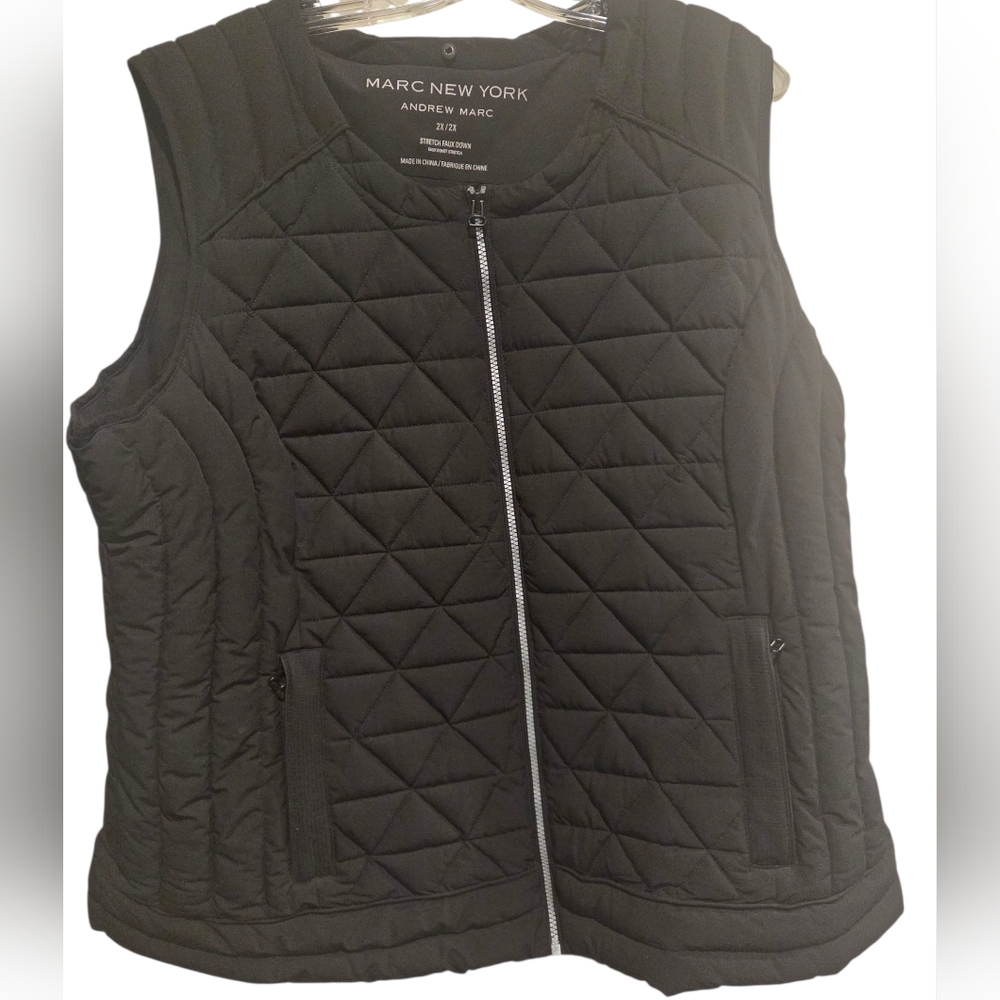 Like New Marc Jacobs Black Stretch Faux Down Vest 2X